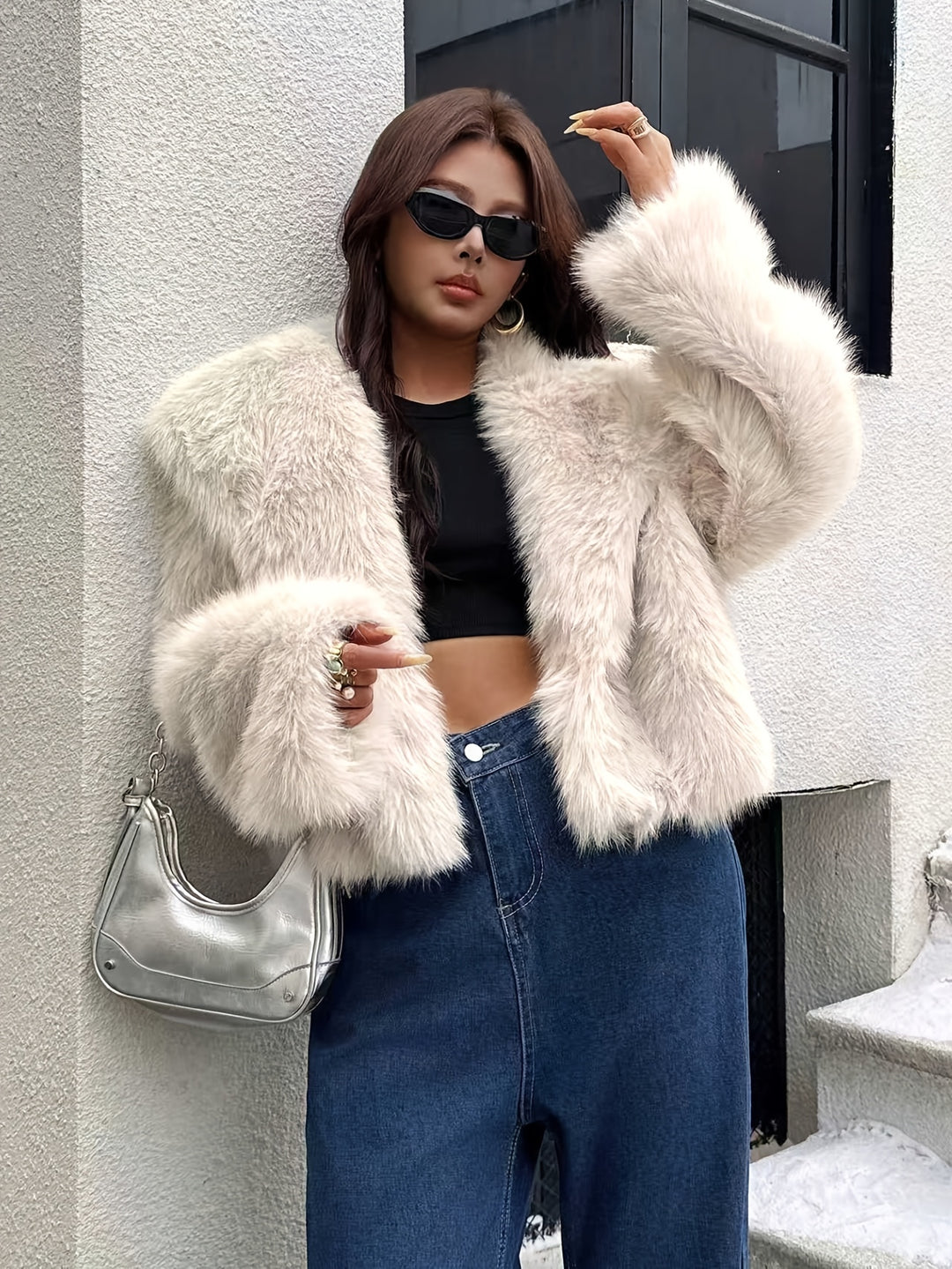 Plush Short Jacket for Women - Cozy Warmth