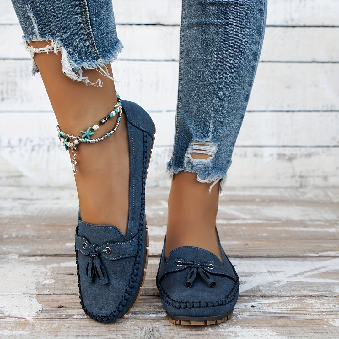 Nadine – Classic Loafers with Tassel Detail