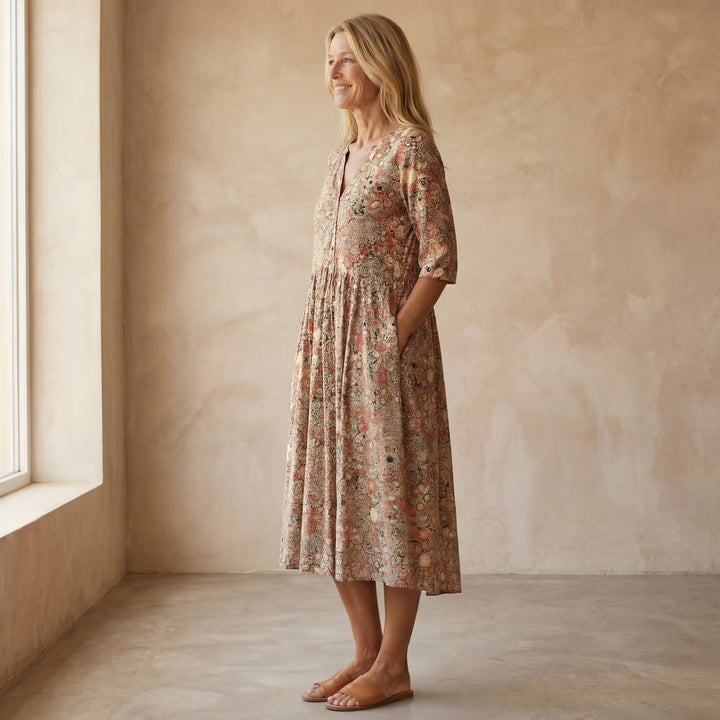 HARINA - Elegant Dress with V-Neck