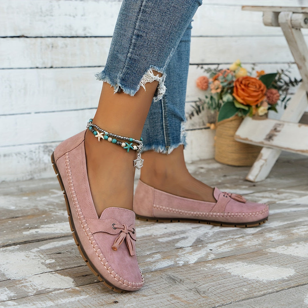 Nadine – Classic Loafers with Tassel Detail