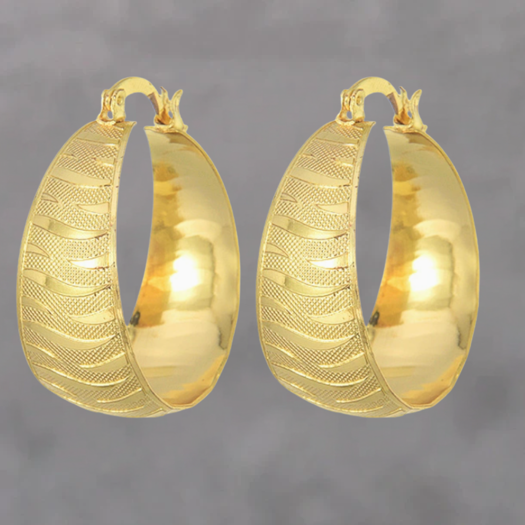 Luxurious Refined Gold Earrings