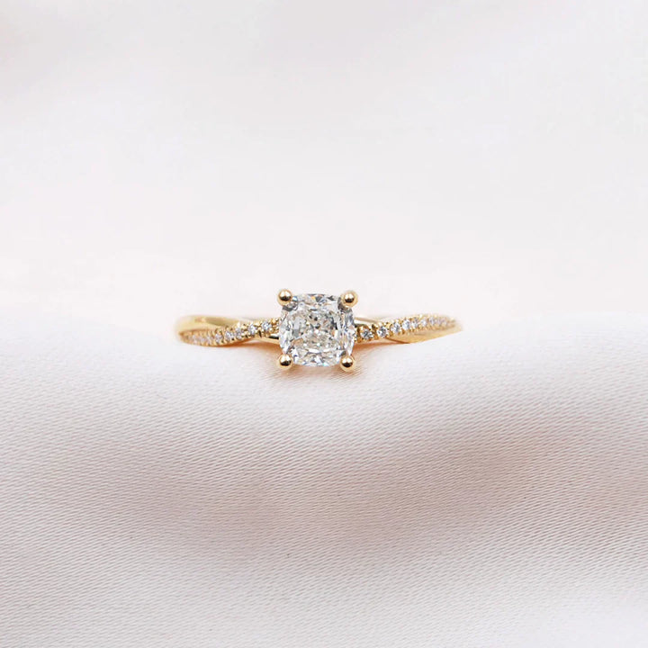 Ysmaryelle | Ring 18k Gold