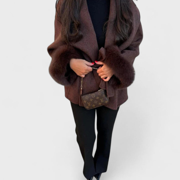BONNIE | ELEGANT COAT WITH FAUX FUR DETAILS