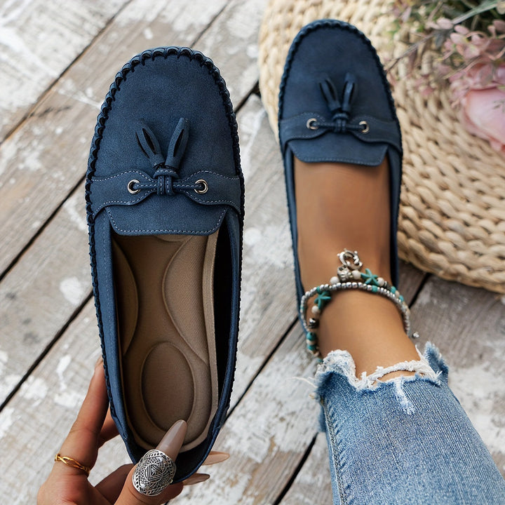 Nadine – Classic Loafers with Tassel Detail