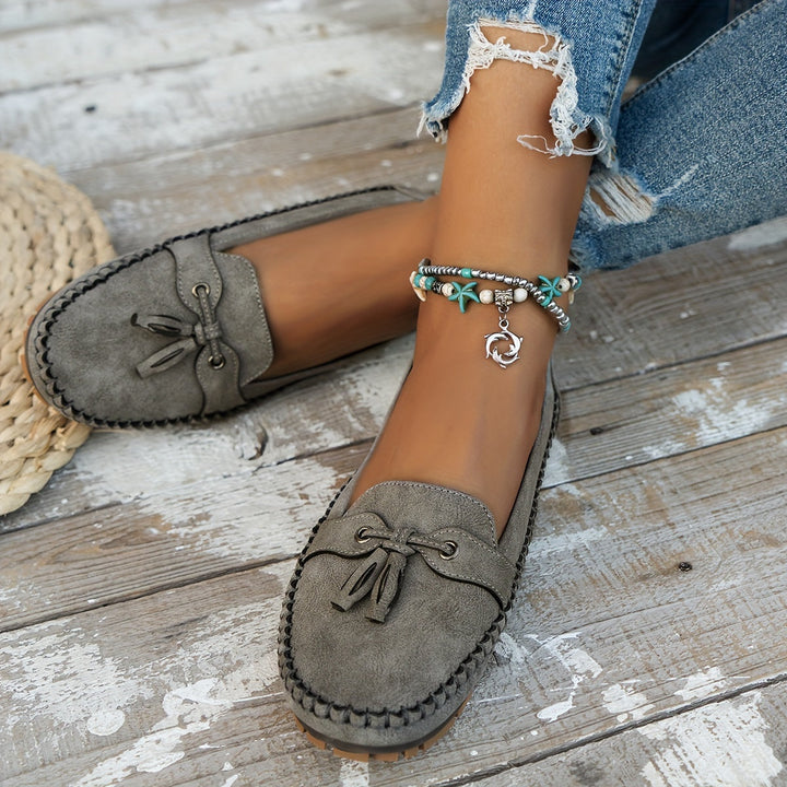 Nadine – Classic Loafers with Tassel Detail